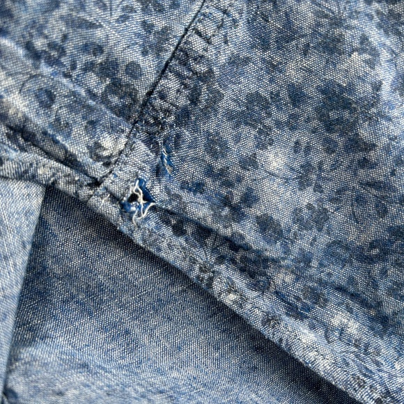 Marc Anthony Slim fit sz sm short sleeve button down in a blue floral denim USED - Picture 4 of 5